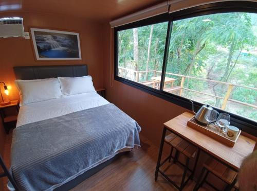 Vibe Container Caparaó Amarelo - last minute hotel in Unknown City