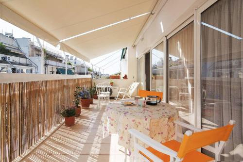 Evanthia's 2 Spacious Central 2Bdr Apart Balcony — 4-Star Luxury Hotel in Athens, Greece