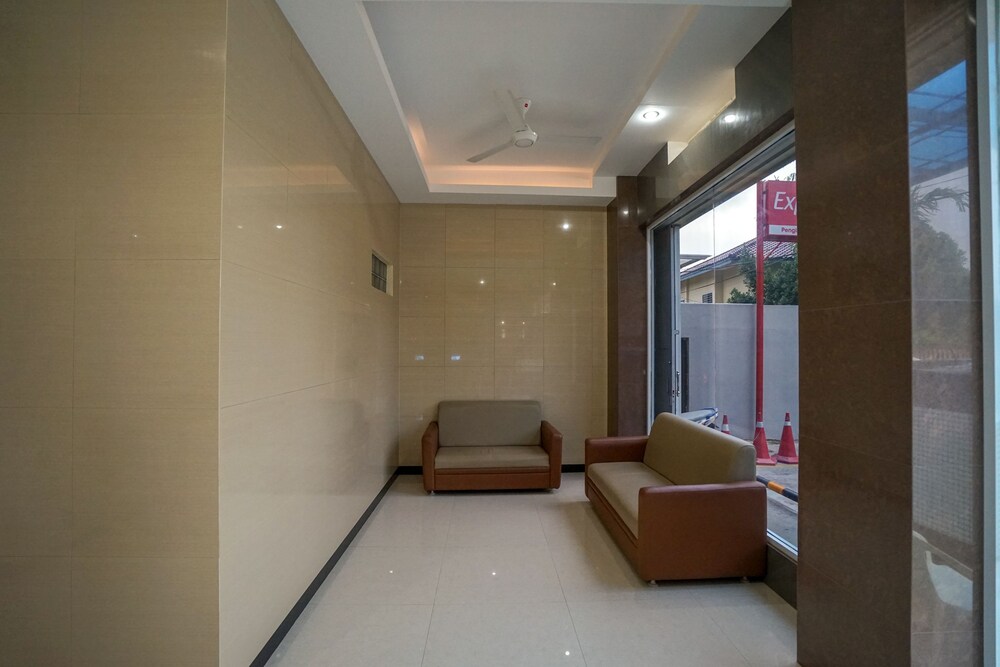 Oyo 616 Express Inn — Palembang — photo 3