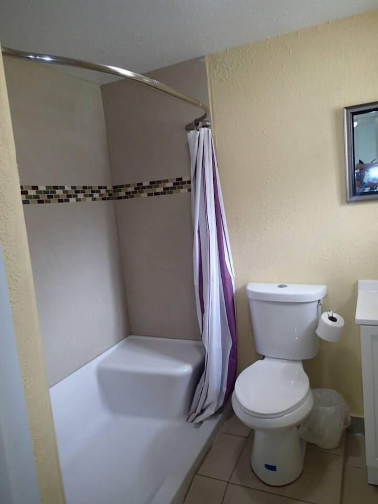 Be Inn Punta Gorda - photo 16