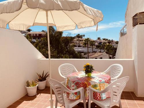 Sol y Luna Holiday Home — 4-Star Luxury Hotel in Adeje, Spain