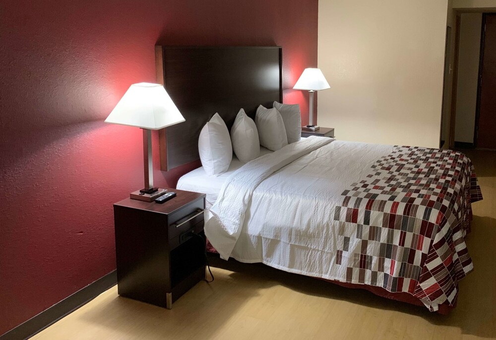 Red Roof Inn Atlanta Six Flags 793 Hotel - photo 10