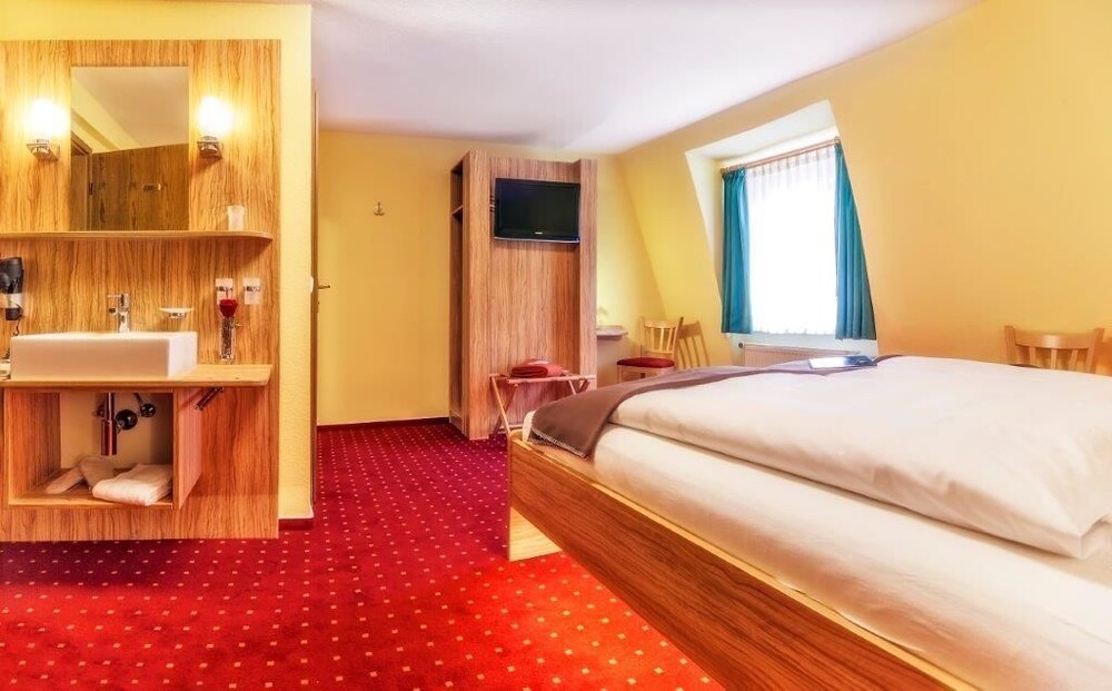 Hotel zur Krone — Hirschhorn — photo 4