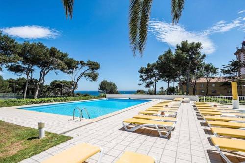 Seafront Unit 2 — 4-Star Luxury Hotel in Cascais, Portugal