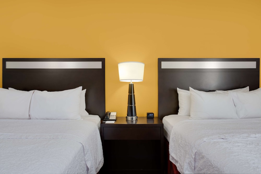 Hampton Inn Pittsburgh West Mifflin - photo 10