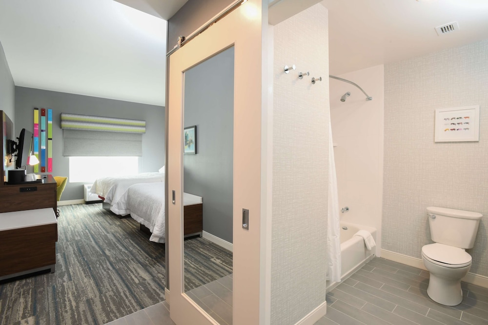 Hampton Inn & Suites Cincinnati Liberty Township - photo 27