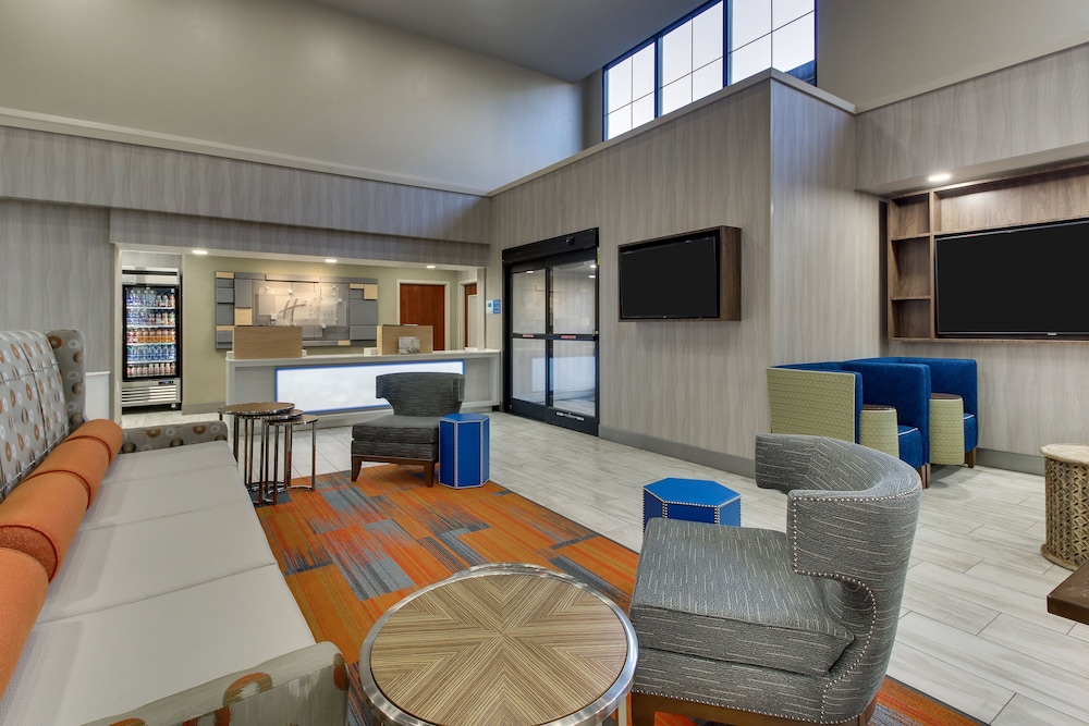 Holiday Inn Express & Suites Atlanta N Perimeter Mall Area by IHG - photo 34