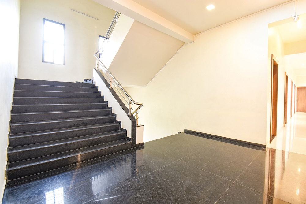 Fabhotel Royal Suits — Pune — photo 3