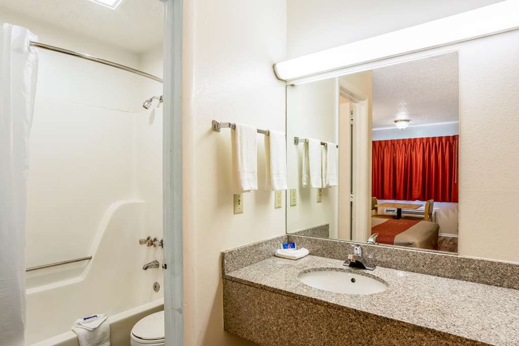 Motel 6 East Ridge TN - photo 24