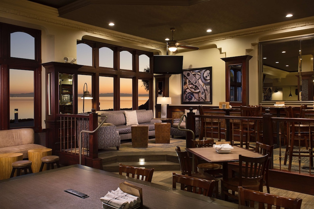 Embassy Suites by Hilton San Francisco Airport Waterfront - photo 43