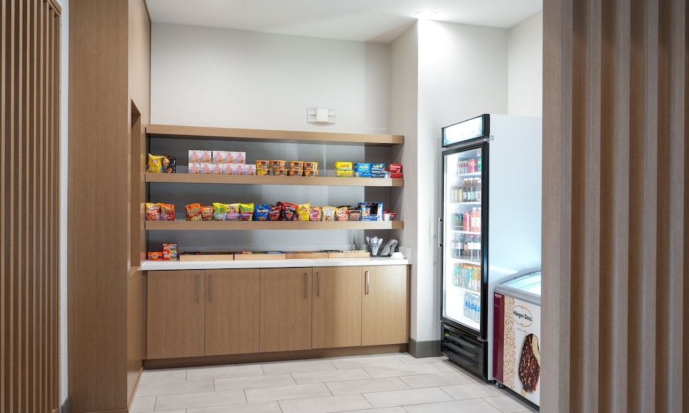 Holiday Inn Express & Suites Dallas Southwest Cedar Hill by IHG - photo 31