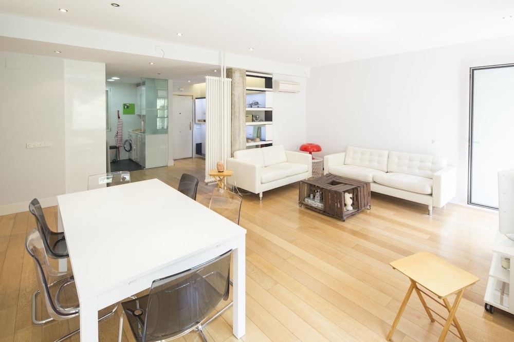Heima Retiro Park Ibiza — 4-Star Luxury Hotel in Madrid, Spain