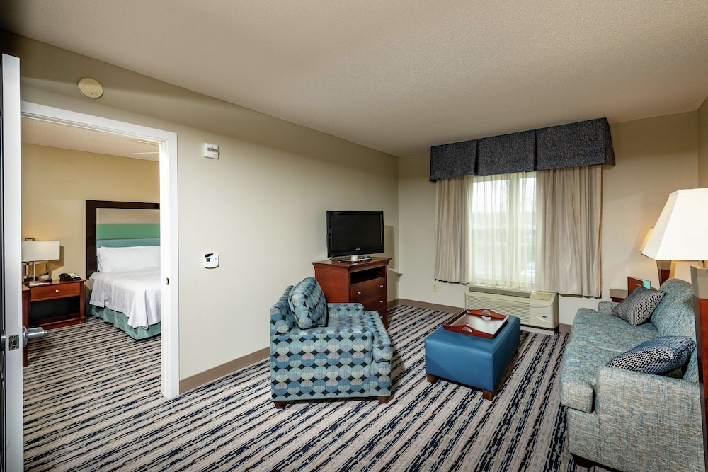 Homewood Suites by Hilton Portland - photo 8