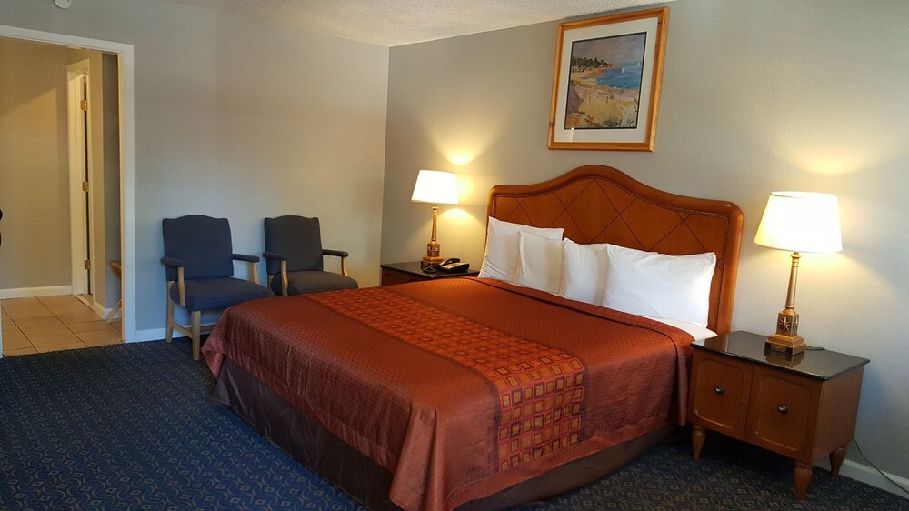 Lake Ridge Hotel - photo 17