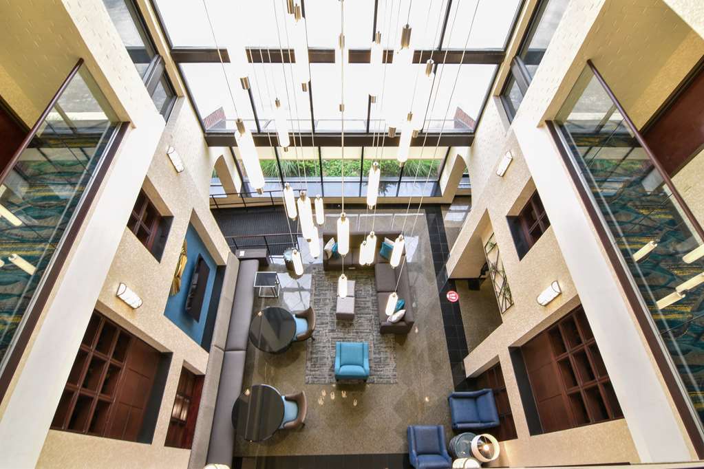 Best Western Plus Indianapolis North at Pyramids - photo 2