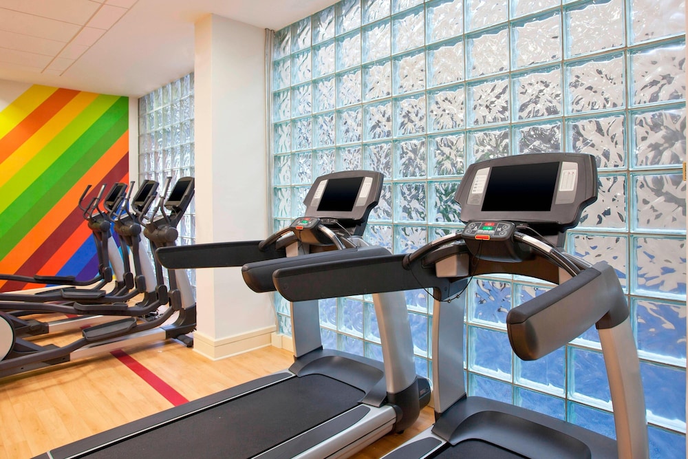 Sheraton North Houston at George Bush Intercontinental - photo 29