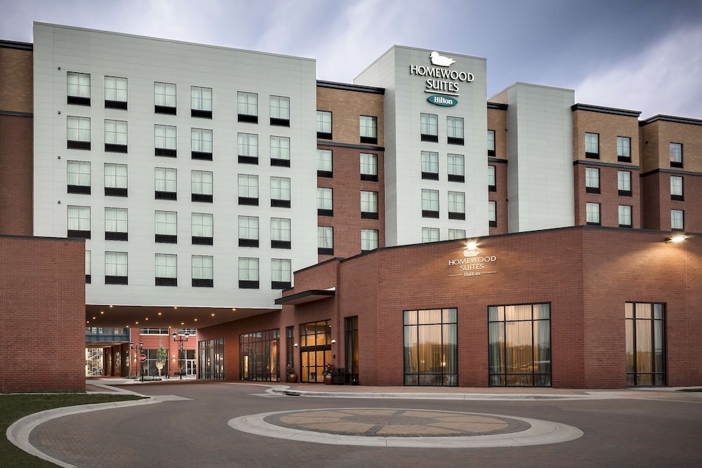 Homewood Suites by Hilton Coralville Iowa River Landing - photo 29