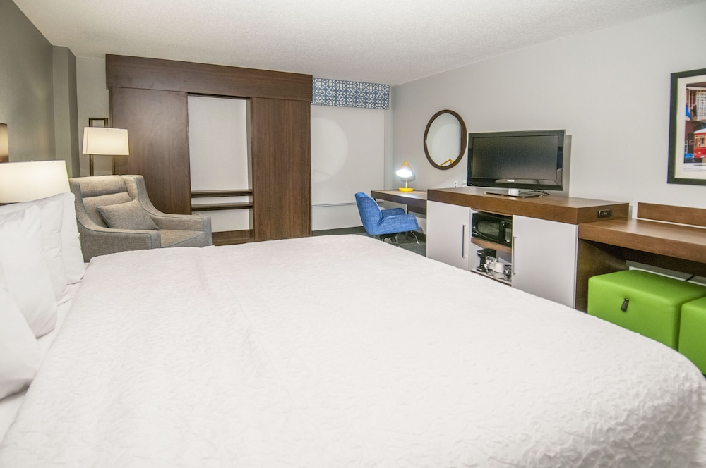 Hampton Inn Metairie - photo 8