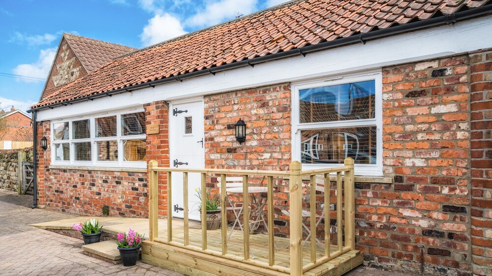 The Old Tractor Shed — hotel in Barmston
