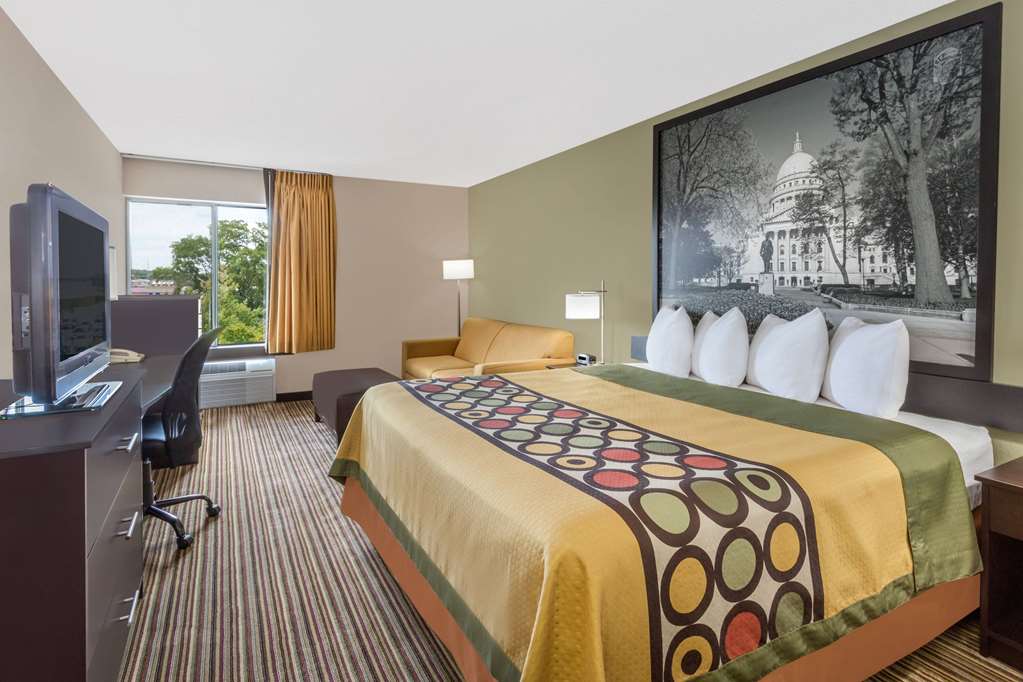 Super 8 by Wyndham Madison South - photo 13