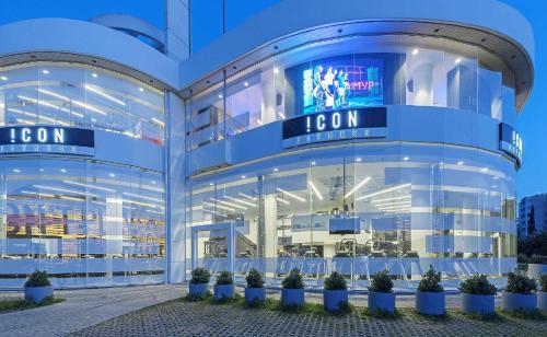 The One 360 Skyline Penthouse Athens — Khalandrion