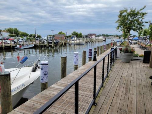 Annapolis @Gate 1 steps to the Harbor Free parking — 4-Star Luxury Hotel in Annapolis, United States