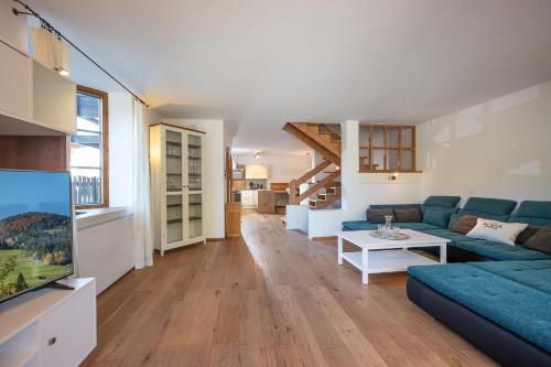 Chalet Gaisberg by Apartment Managers — 4-Star Luxury Hotel in Kirchberg In Tirol, Austria