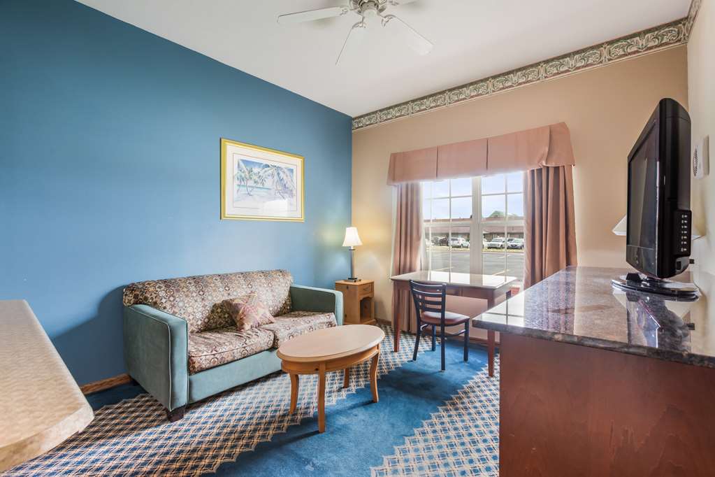 Americas Best Value Inn & Suites Three Rivers - photo 6