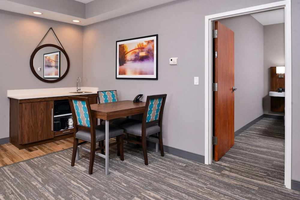 Hampton Inn & Suites Boise Spectrum - photo 75