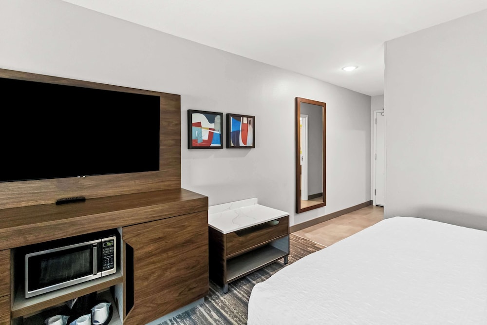 Hampton Inn by Hilton Dayton South - photo 10