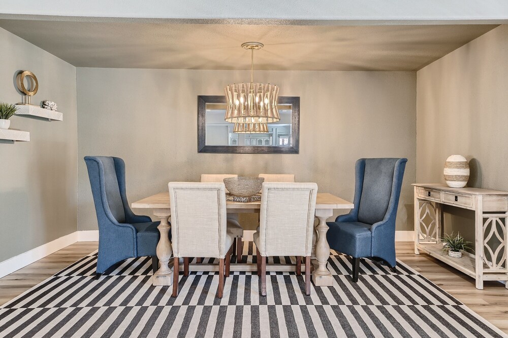 Lux life Central location for business or play in Las Vegas, United States