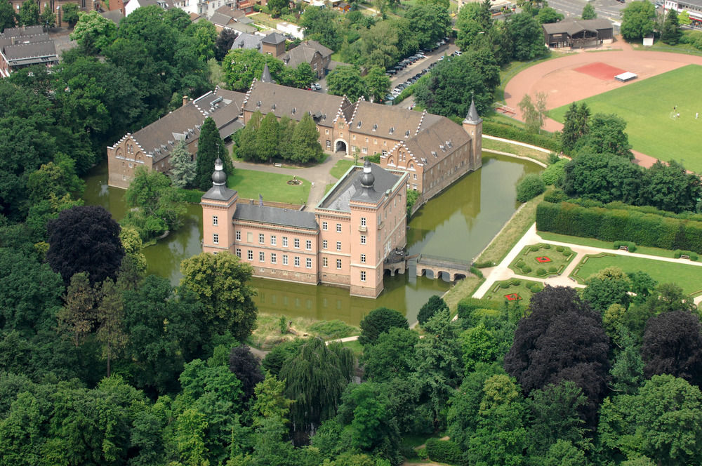 Hotel Schloss Gracht — hotel in Erftstadt