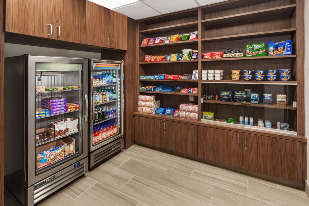 Holiday Inn Express Hotel & Suites Providence Woonsocket by IHG - photo 23