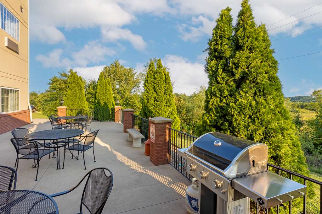 Best Western Plus Capital Inn - photo 10