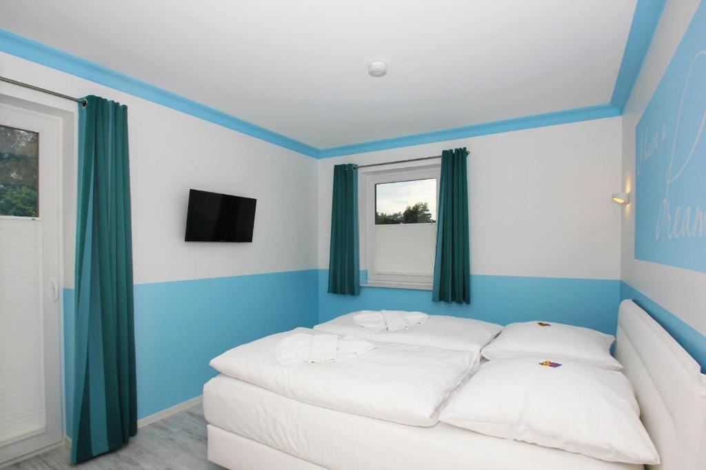 Ruegen Beach House Haus Palstek — 4-Star Luxury Hotel in Ostseebad Goehren, Germany