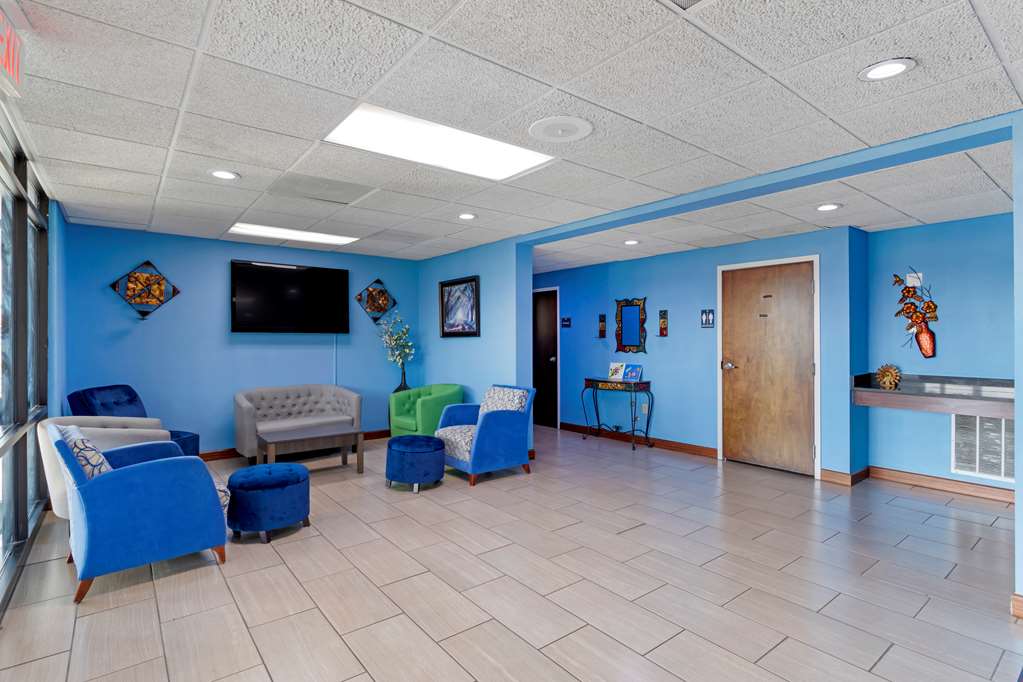 SureStay Hotel by Best Western Lenoir City - photo 34