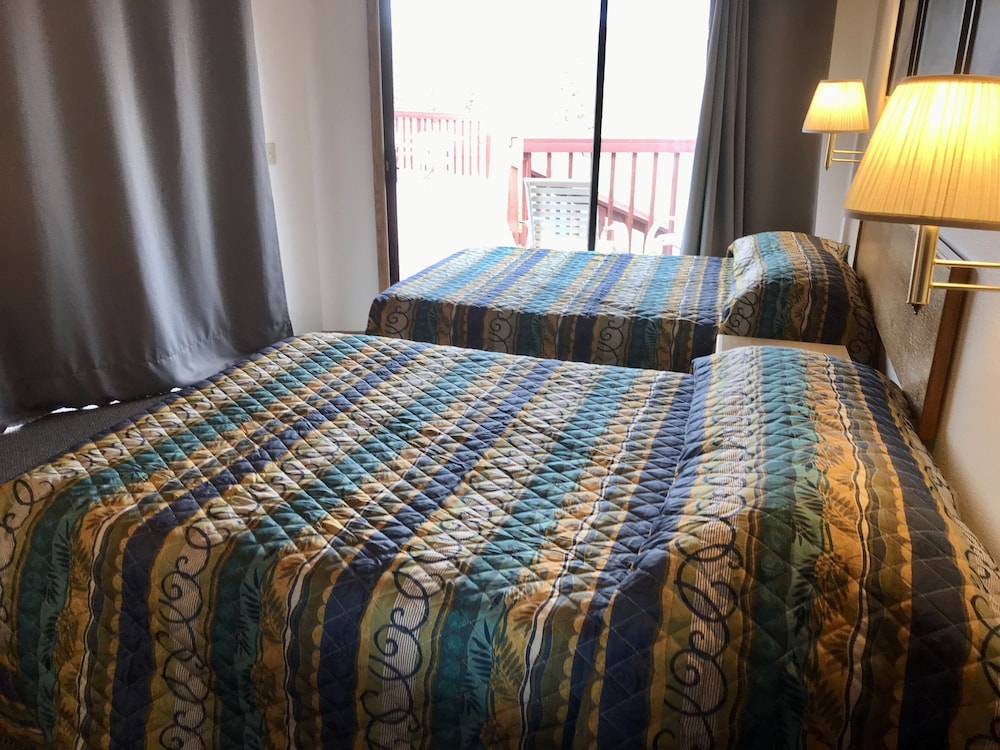 Smith Rock Resort - photo 10
