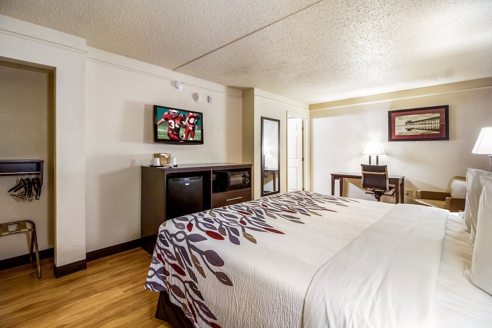 Red Roof Inn Houston East I 10 - photo 6