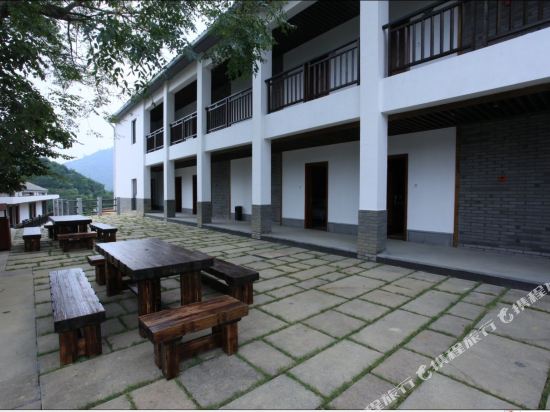 Zhiqing Inn - last minute hotel in Unknown City