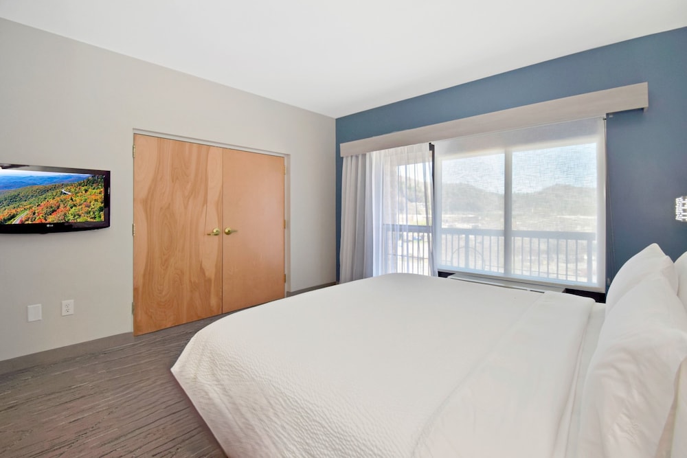 Holiday Inn Express Boone by IHG - photo 11