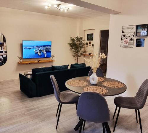 Garden Oasis Residence — 4-Star Luxury Hotel in Stavros, Greece