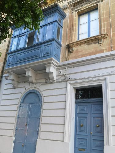 17 Domus Mariae Town House — 4-Star Luxury Hotel in Senglea, Malta
