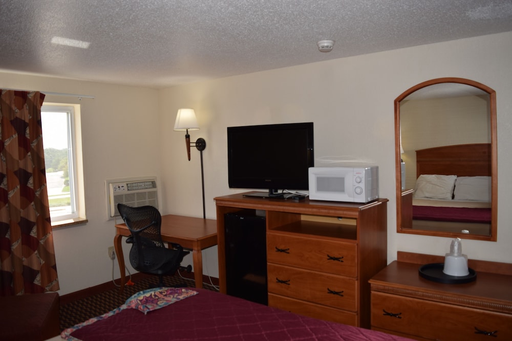 Americas Best Value Inn Jefferson City - photo 13