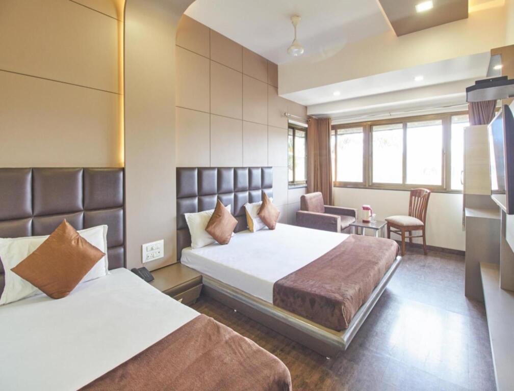 Hotel Oasis