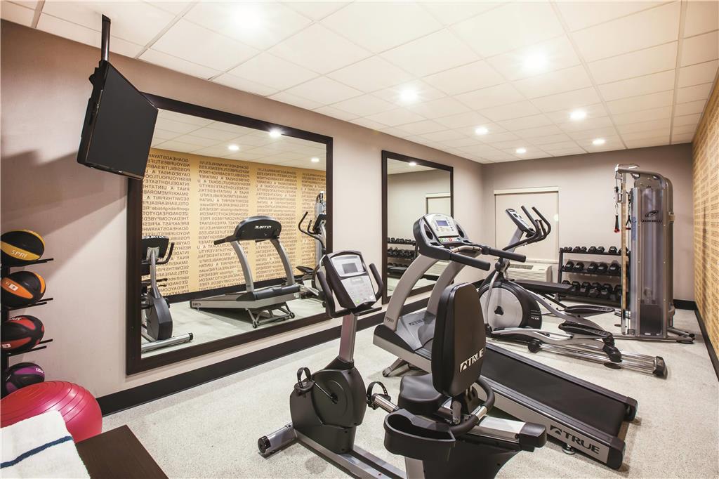 La Quinta Inn & Suites by Wyndham Baton Rouge Denham Springs - photo 8