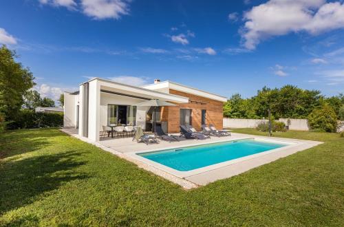 Villa Sama by Villsy — 5-Star Luxury Hotel in Zminj, Croatia
