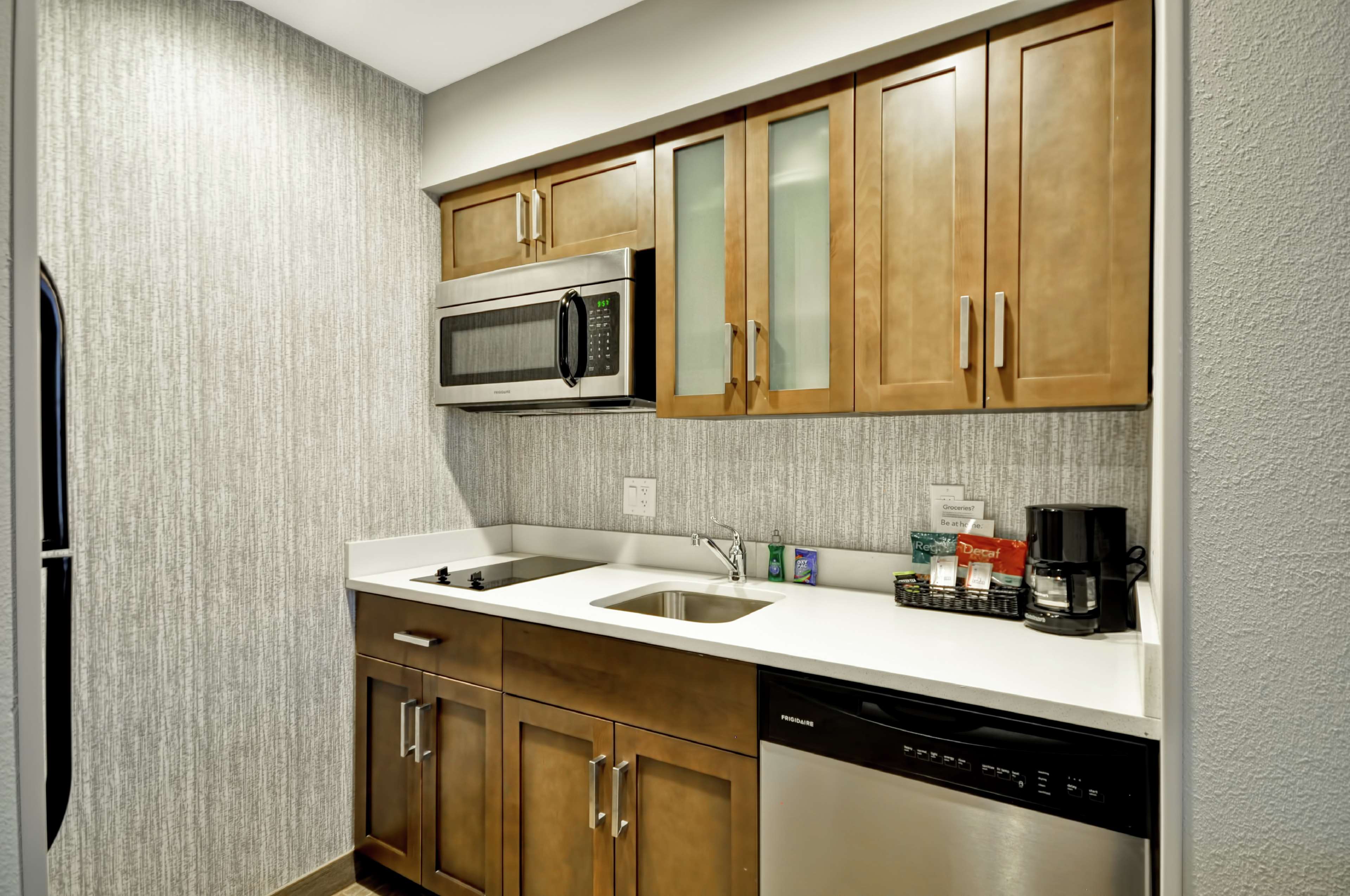 Homewood Suites by Hilton Cincinnati West Chester - photo 26