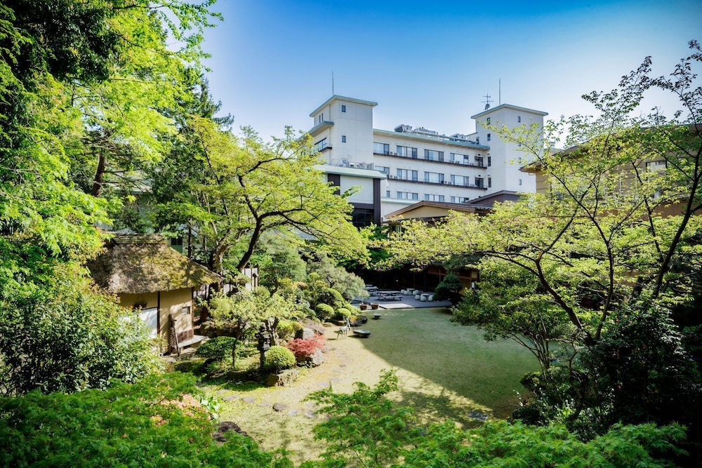 Takinoyu Hotel — Tendo