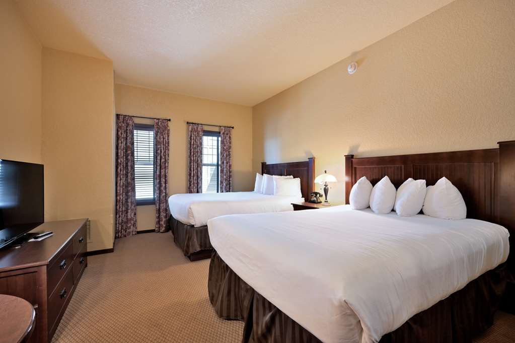 Chase On The Lake - photo 5