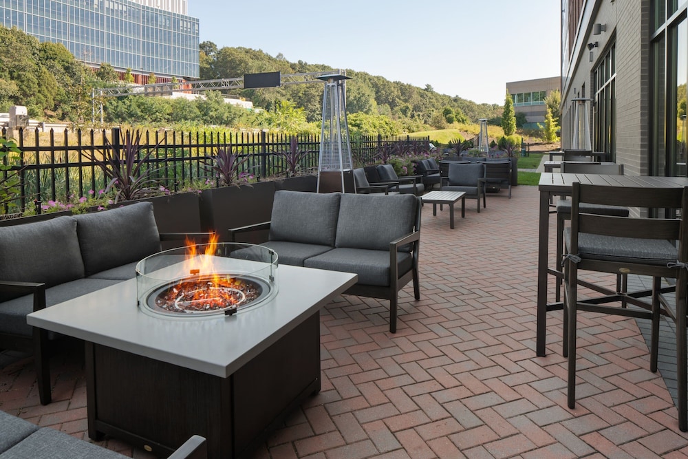 Fairfield Inn & Suites by Marriott Boston Waltham - photo 33
